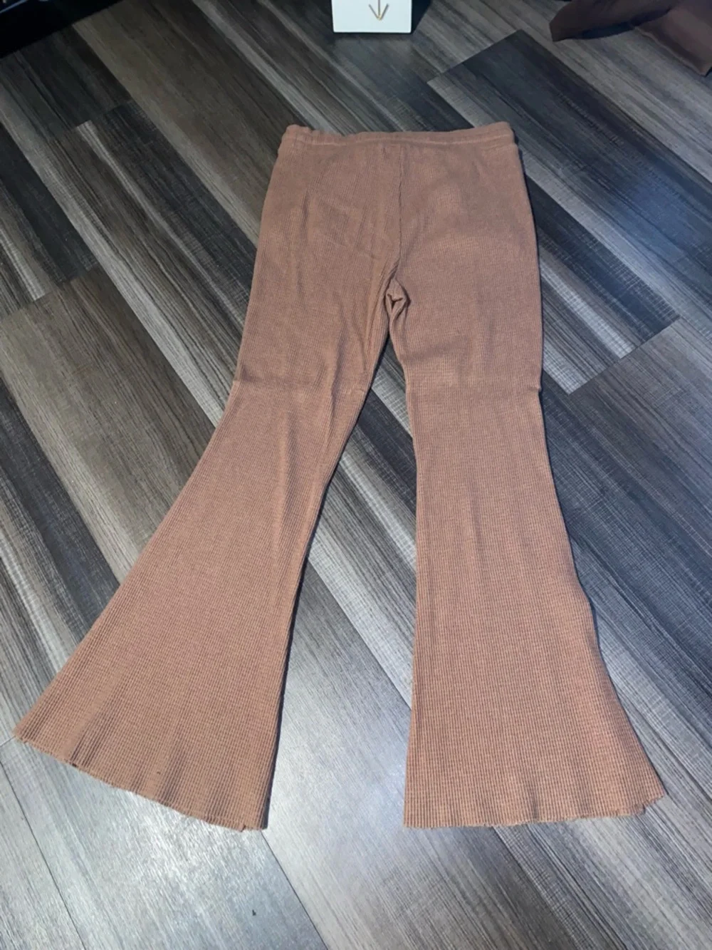 American Eagle Brown Knit Flared Sweatpants - Picture 5 of 9